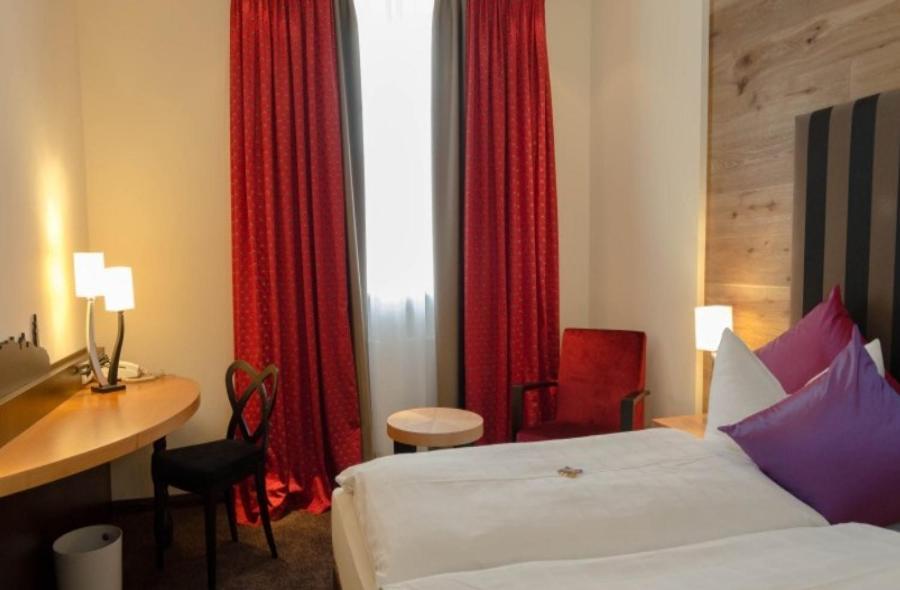 Hotel Post Burghausen Kültér fotó