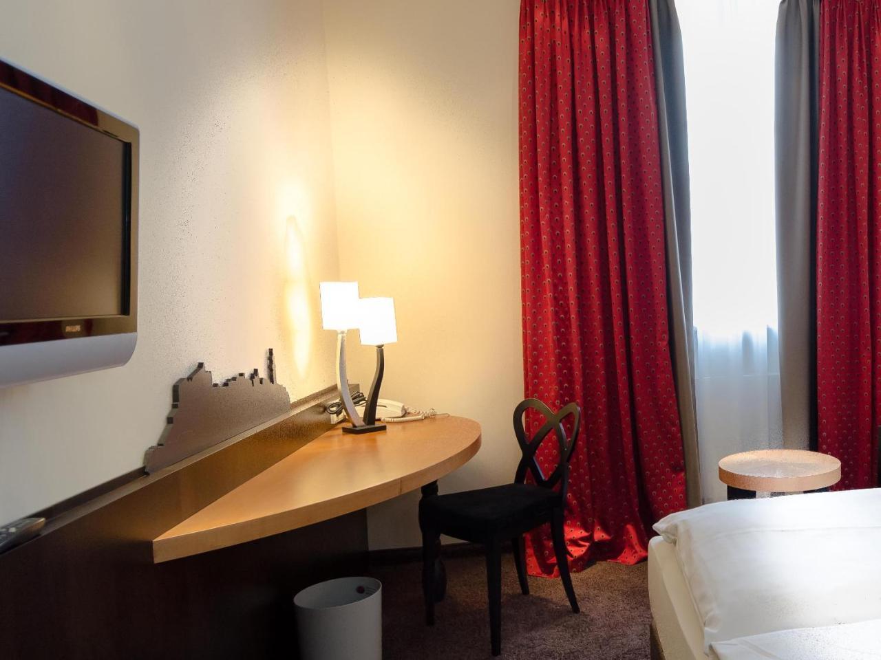 Hotel Post Burghausen Kültér fotó